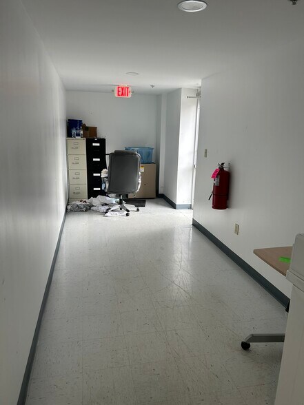 More Photos Of 198 George St, Beckley Research And Development For Sale