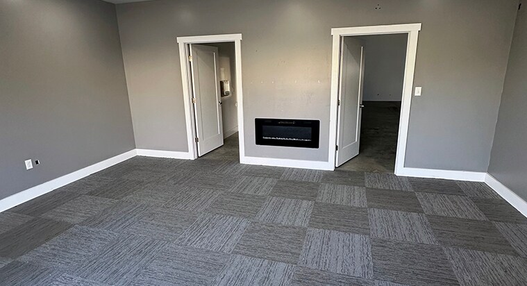 More Photos Of 2405 Granite Ridge Rd, Rockville Warehouse For Lease