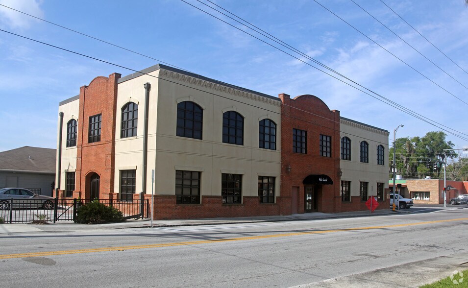 Primary Photo Of 902 S Florida Ave, Lakeland Office For Lease