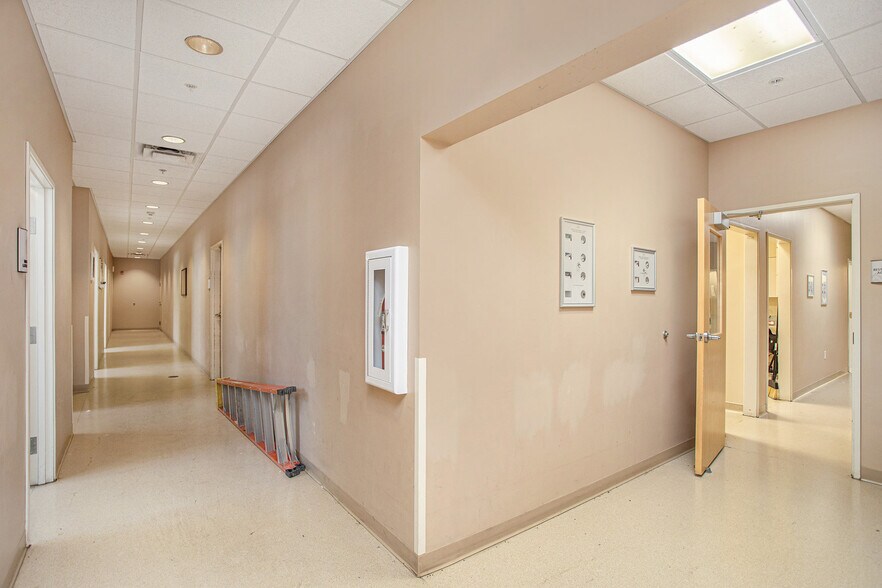 More Photos Of 3770 Capital Ave SW, Battle Creek Medical For Sale