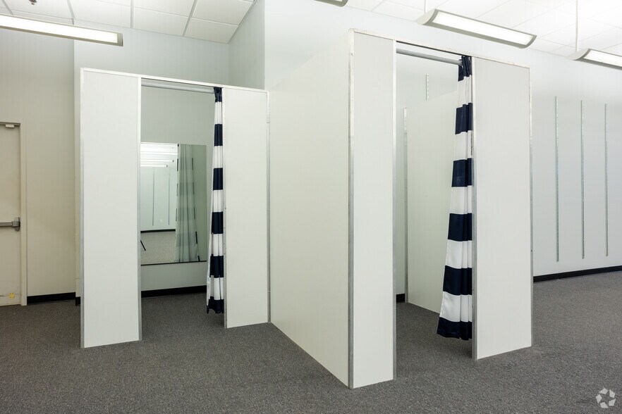 More Photos Of 1451 Coral Ridge Ave, Coralville Unknown For Sale