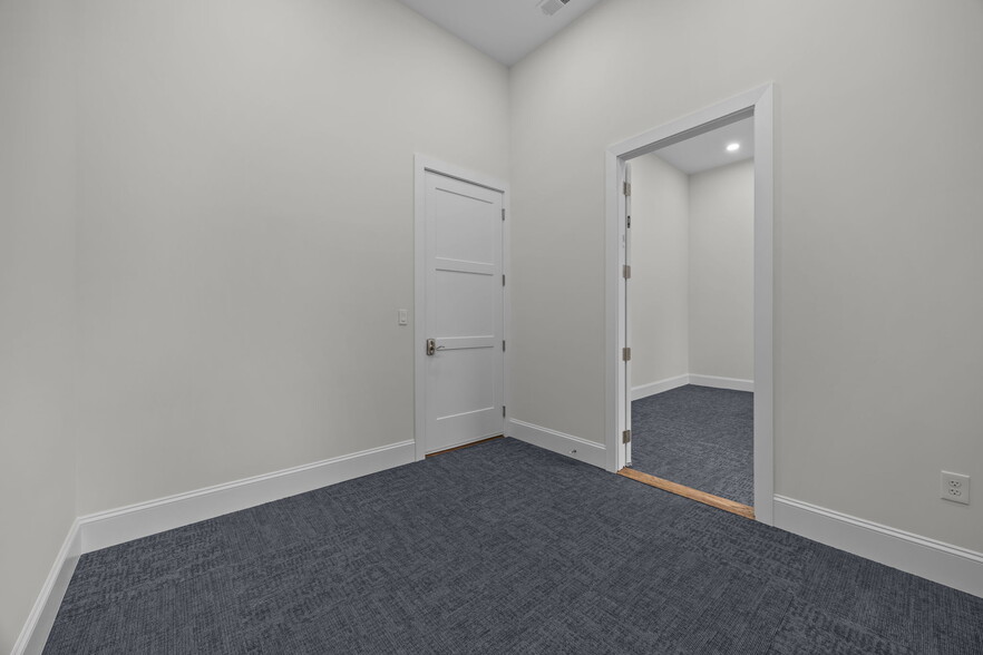 More Photos Of 1484 Dale Earnhardt Blvd, Kannapolis Freestanding For Lease