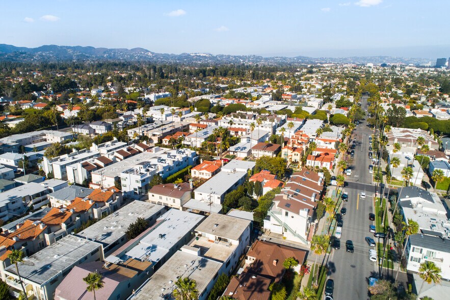 More Photos Of 848 19th St, Santa Monica Apartments For Sale
