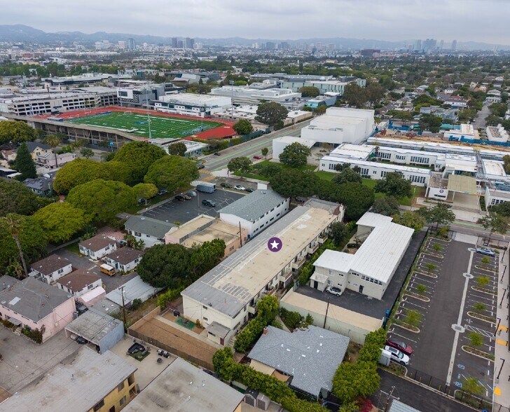 More Photos Of 2318 16th St, Santa Monica Apartments For Sale