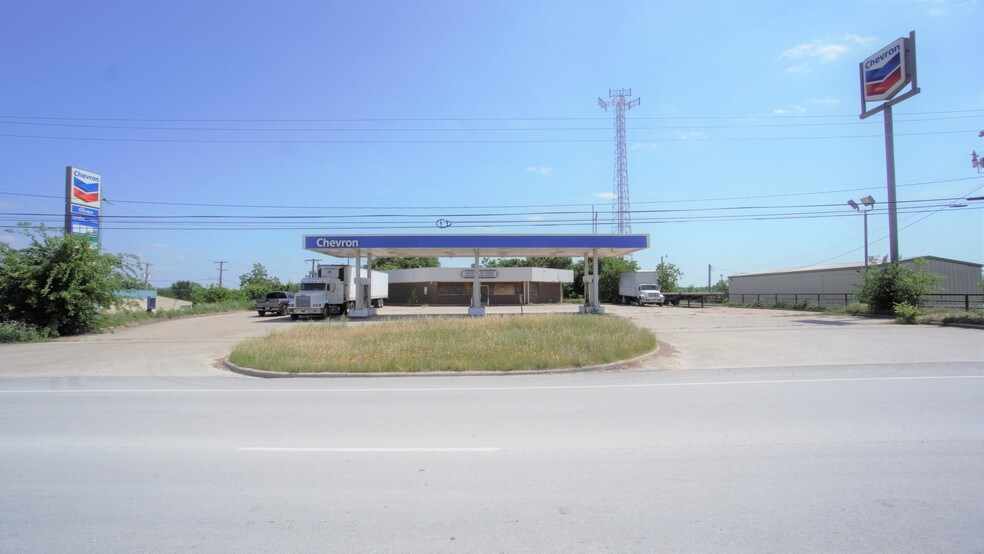 More Photos Of 12235 Camp Bowie Blvd W, Aledo Service Station For Sale