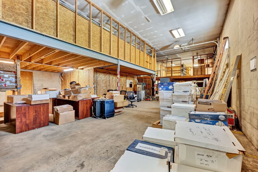 More Photos Of 203 Hershinger Rd, Coraopolis Office For Sale