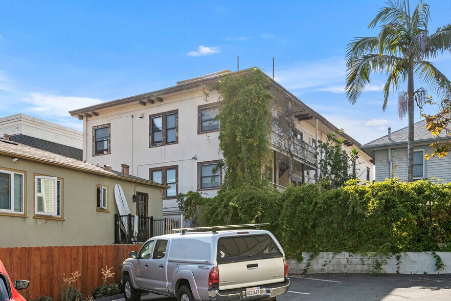 More Photos Of 1915-1921 4th Ave, San Diego Apartments For Sale