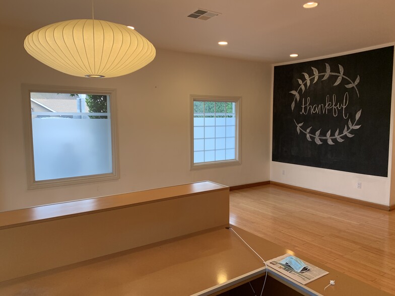 More Photos Of 16315 Monterey Hwy, Morgan Hill Freestanding For Lease