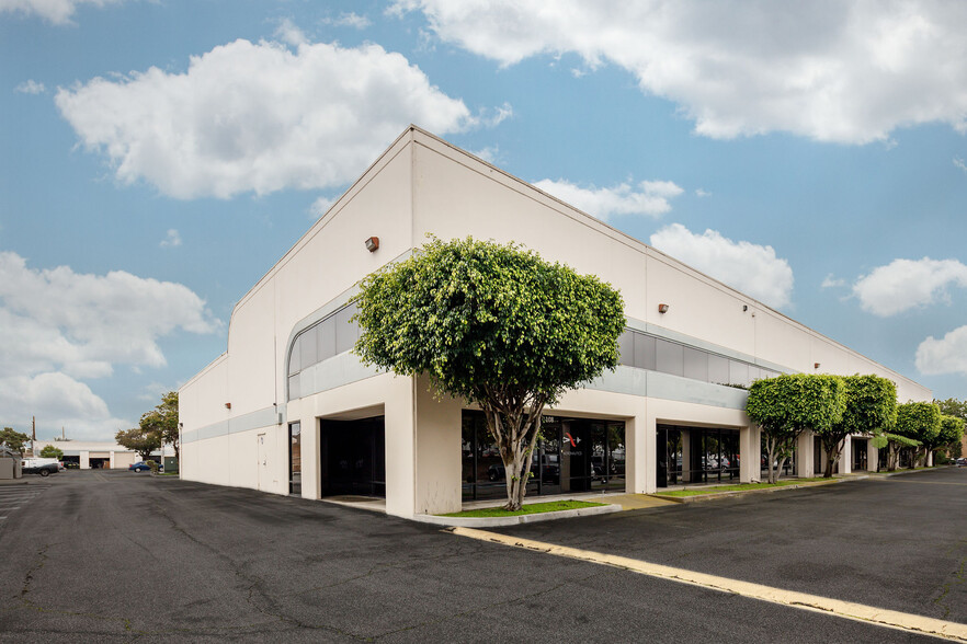 Primary Photo Of 4030 Spencer St, Torrance Light Distribution For Lease