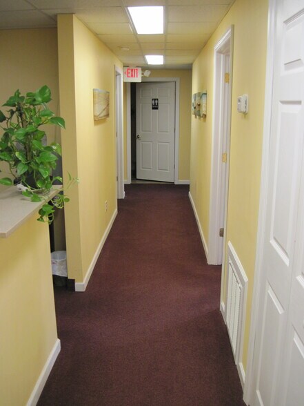 More Photos Of 50 Hempstead Ave, Lynbrook Medical For Sale
