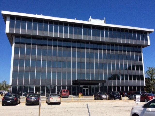 More Photos Of 511 Fort St, Port Huron Office Residential For Sale