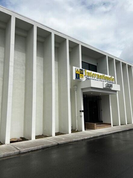 Primary Photo Of 3081 E Commercial Blvd, Fort Lauderdale Office For Lease