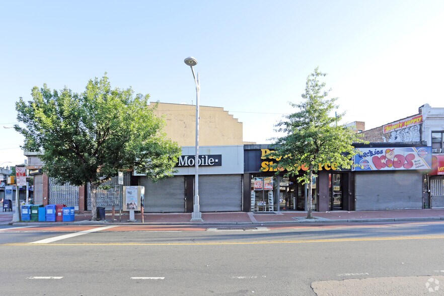 More Photos Of 14705 Jamaica Ave, Jamaica Storefront For Lease