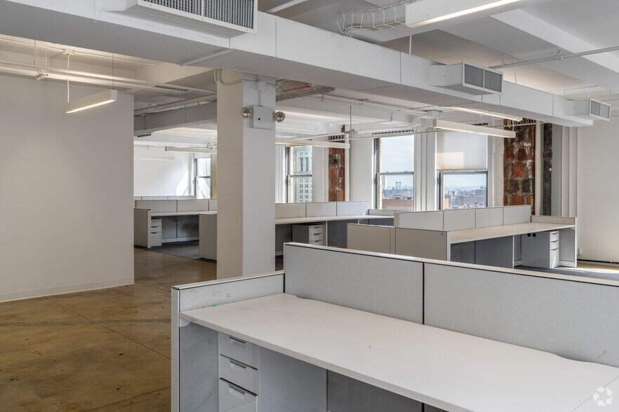 More Photos Of 225 Broadway, New York Office For Lease