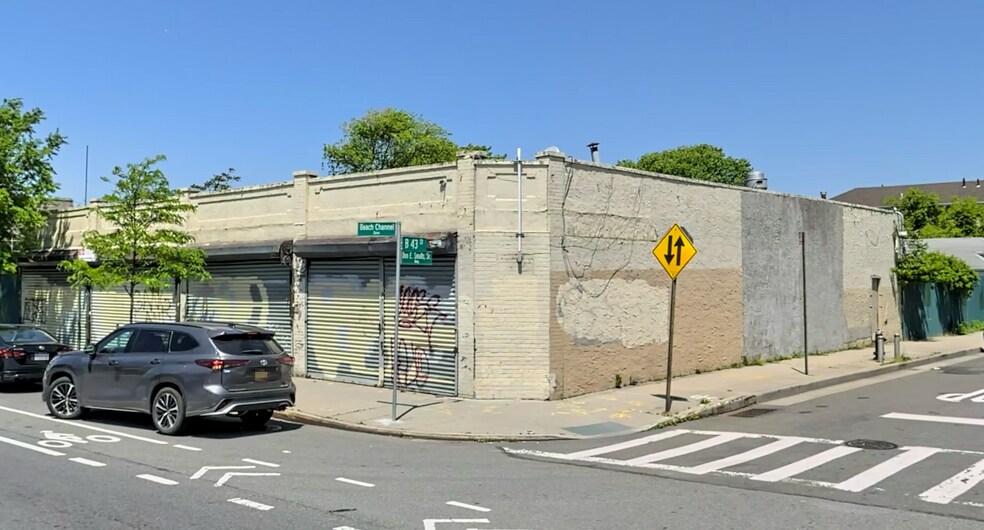 Primary Photo Of 4300 Beach Channel Dr, Far Rockaway Freestanding For Sale