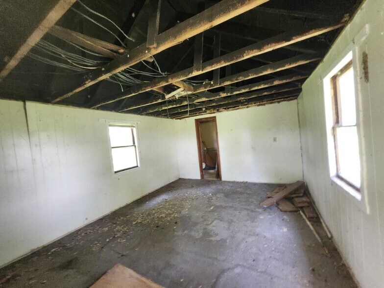 More Photos Of 1303 US-63, Cabool Apartments For Sale