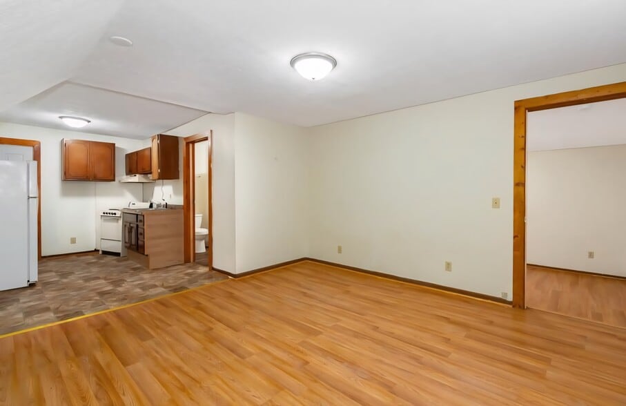 More Photos Of 824 12th St NW, Canton Storefront Retail Residential For Sale