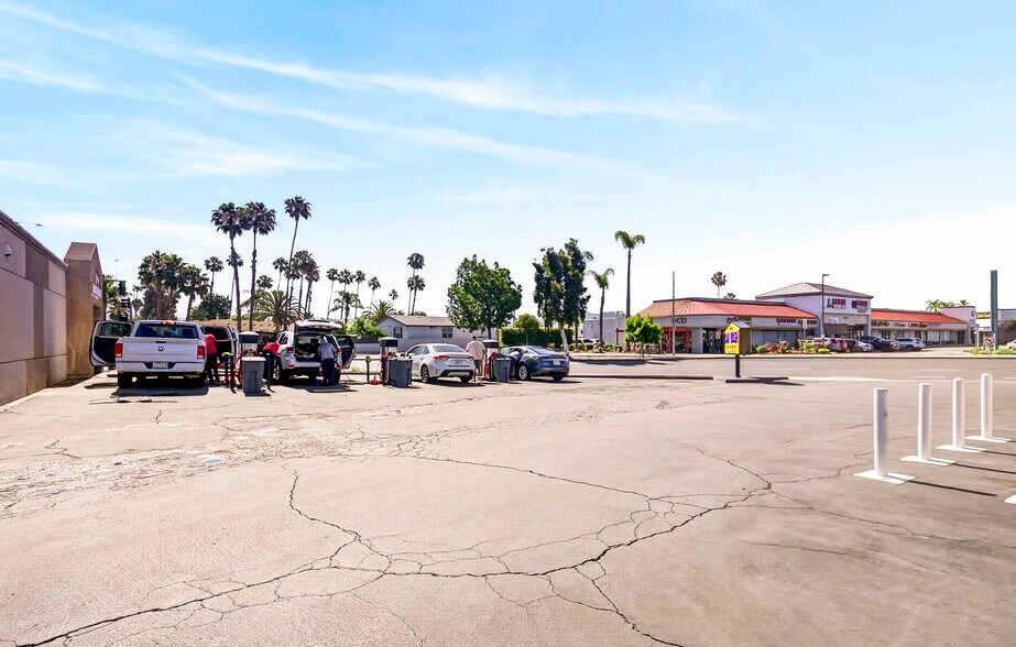 More Photos Of 195 N 2nd St, El Cajon Carwash For Sale
