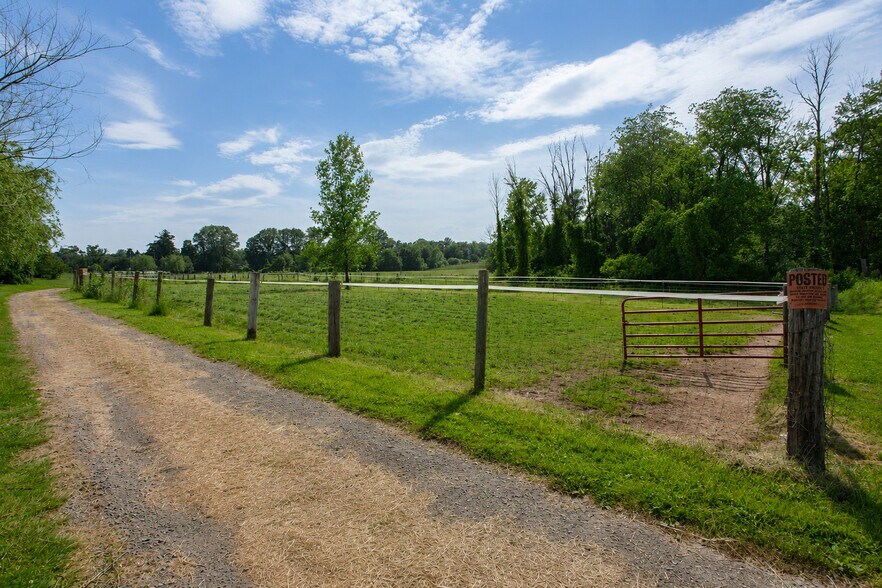 More Photos Of 85 East St, East Granby Land For Sale