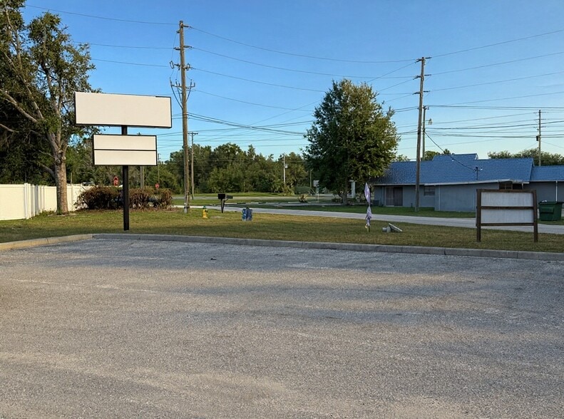 More Photos Of 1424 N Gulf Ave, Crystal River Self Storage For Sale