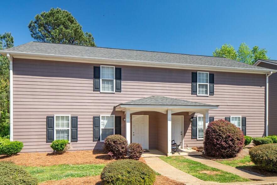 More Photos Of 878 Hospital Rd, Commerce Apartments For Sale