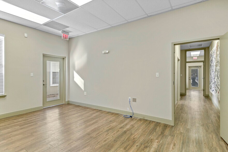 More Photos Of 871 Outer Rd, Orlando Medical For Lease