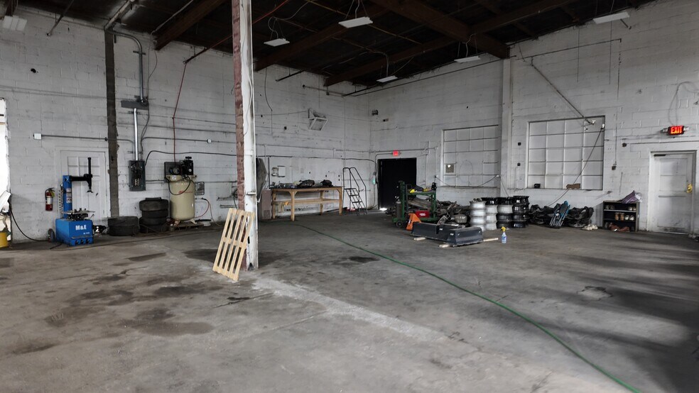 More Photos Of 3 Cass St, Keyport Warehouse For Lease