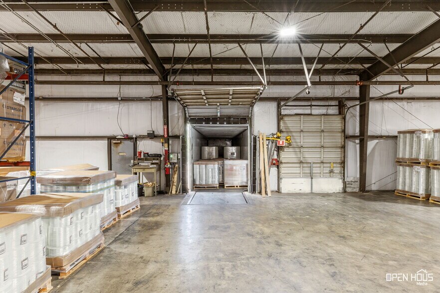 More Photos Of 208 Randy Dr, Wichita Falls Warehouse For Sale