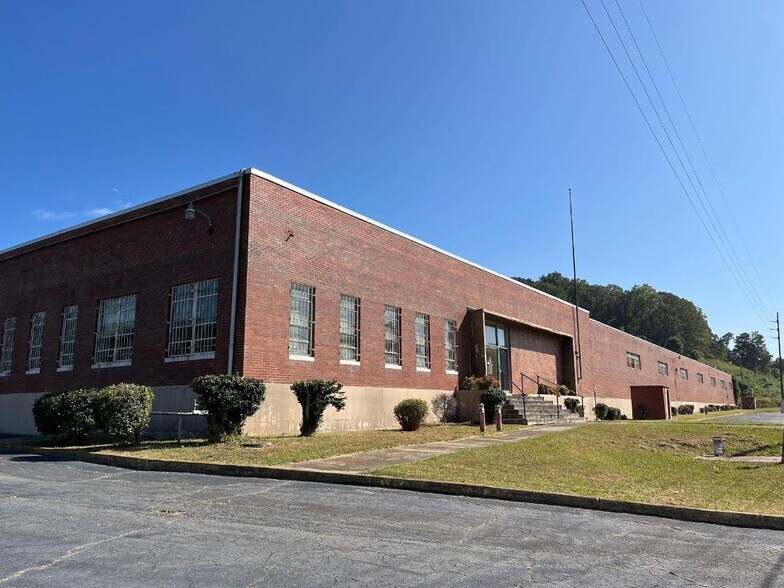 More Photos Of 601 Tuscaloosa Ave, Gadsden Warehouse For Lease