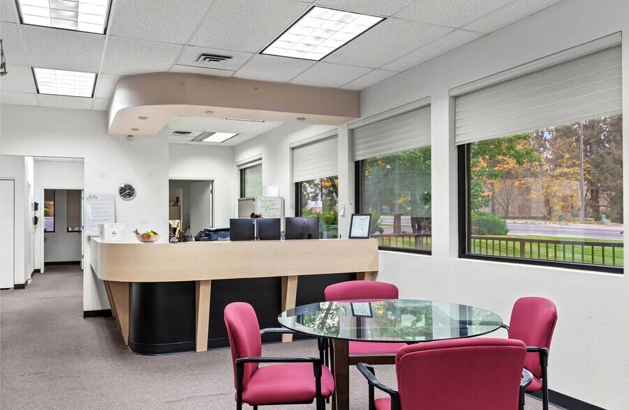 More Photos Of 1230 N Northwood Center Ct, Coeur d'Alene Office For Lease
