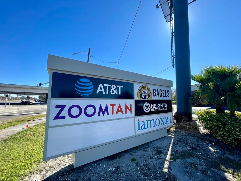 More Photos Of E Bay Dr, Clearwater Unknown For Lease