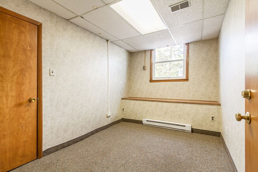 More Photos Of 9 W Main St, Honeoye Falls Storefront Retail Residential For Sale