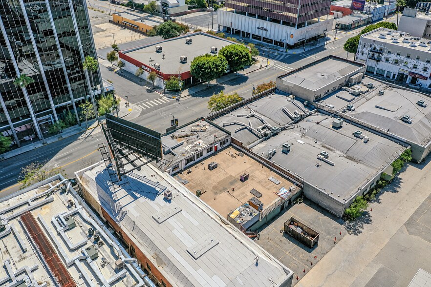 More Photos Of 6445 W Sunset Blvd, Los Angeles Storefront Retail Office For Sale