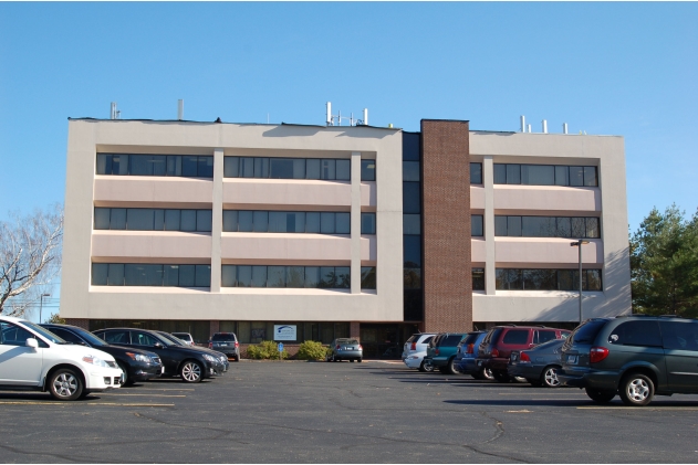 Primary Photo Of 546 S Broad St, Meriden Medical For Lease