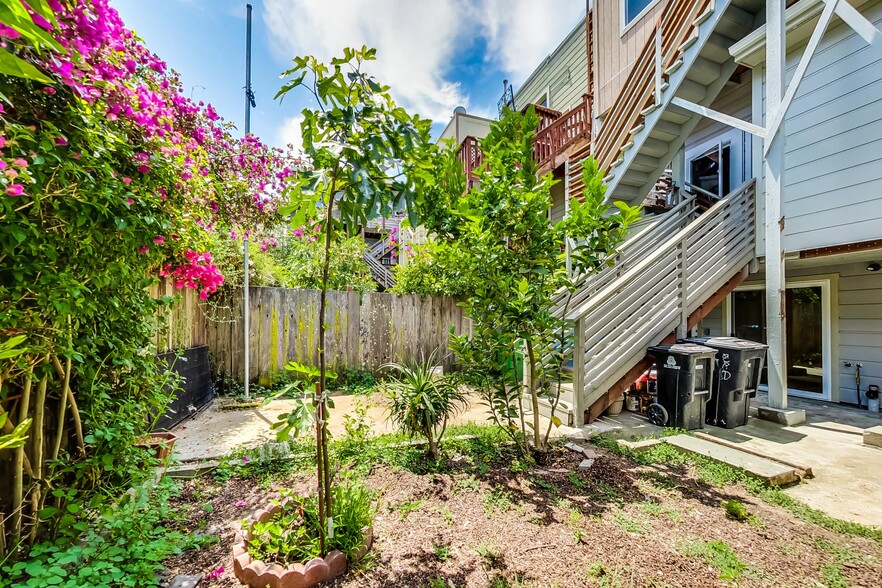 More Photos Of 751 Capp st, San Francisco Apartments For Sale