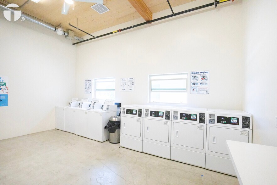 More Photos Of 820 S St, Sacramento Apartments For Sale