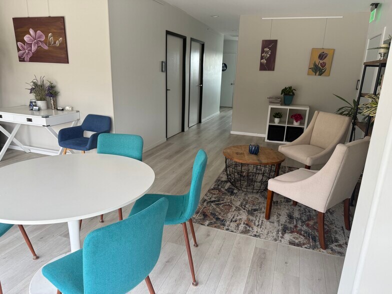 More Photos Of 4312-4320 Voltaire St, San Diego Storefront Retail Office For Lease