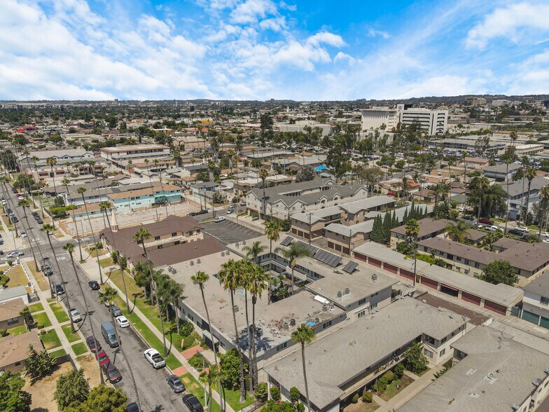 More Photos Of 621 E 99th St, Inglewood Apartments For Sale