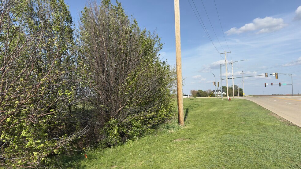 More Photos Of Pin 14-11-477-001 Northtown And Pipeline Rds, Normal Land For Sale