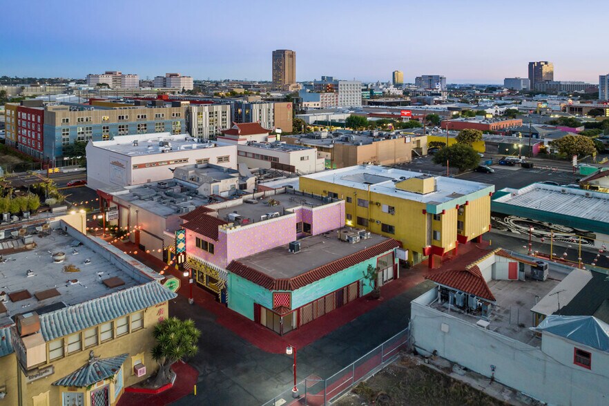 More Photos Of 936 Mei Ling Way, Los Angeles Freestanding For Sale