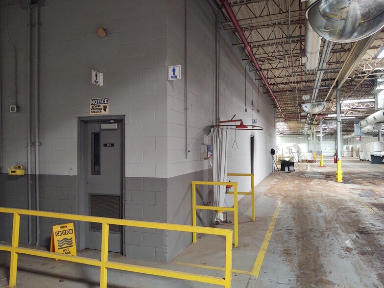 More Photos Of 970 Highway 127 N, Owenton Manufacturing For Sale