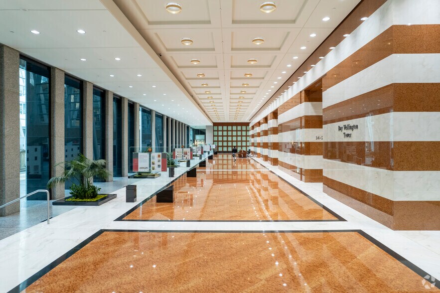 More Photos Of 181 Bay St, Toronto Office For Lease