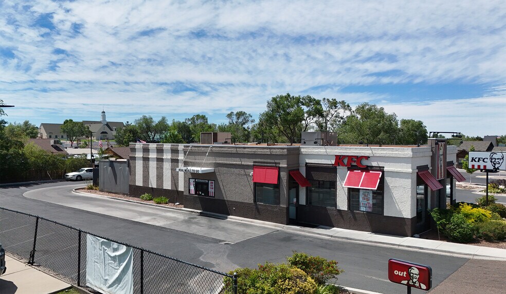 More Photos Of 180 N White Mountain Rd, Show Low Fast Food For Sale
