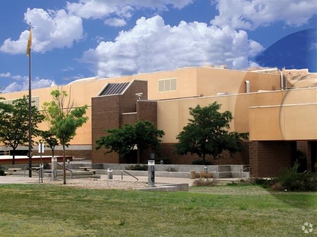 More Photos Of 9201 S Pan American Fwy NE, Albuquerque Manufacturing For Sale
