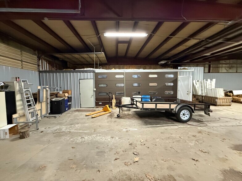 More Photos Of 805 Atlantic Ave, Franklin Light Manufacturing For Sale