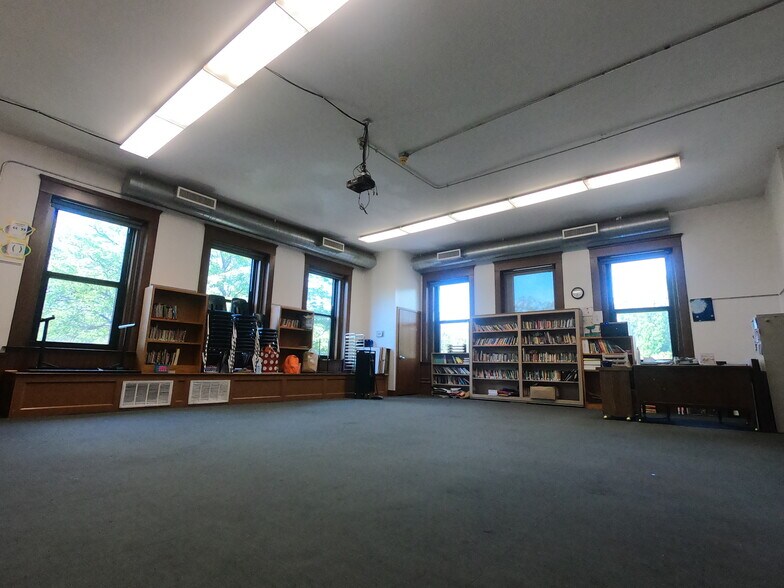 More Photos Of 643 Virginia St, Saint Paul Schools For Sale