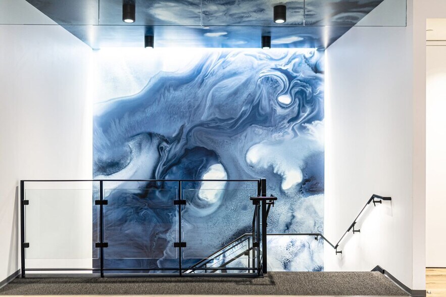 More Photos Of 100 Galleria Pky SE, Atlanta Office For Lease