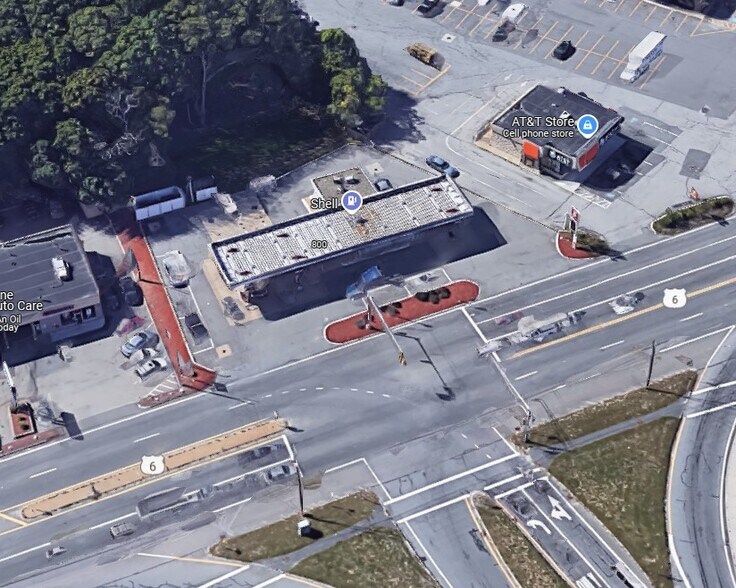 More Photos Of 800 Gar Hwy, Swansea Service Station For Sale