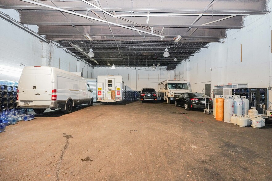 67 Ingraham St, Brooklyn, NY 11237 Industrial For Lease