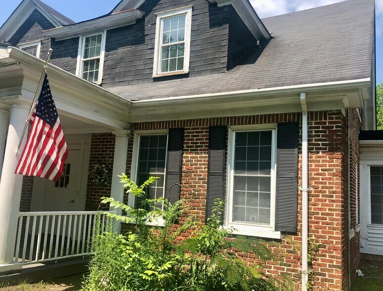 More Photos Of 2065 Chub Lake Rd, Roxboro Assisted Living For Sale